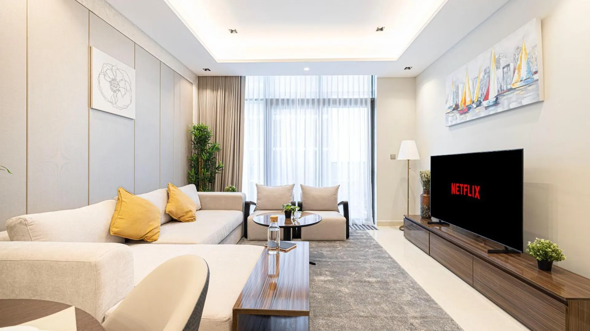 Modern 1Br In Nobles Tower With Gym & Pool Apartment Dubai