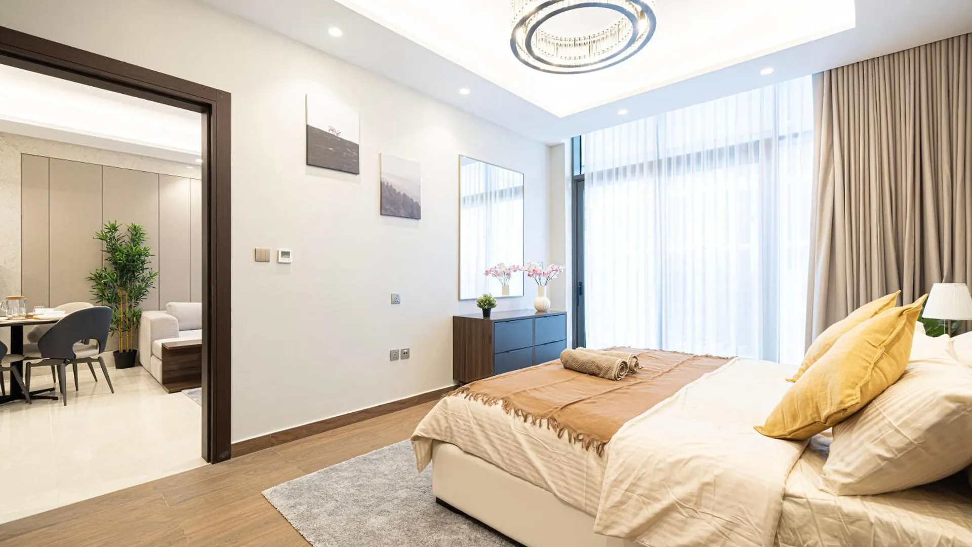 Modern 1Br In Nobles Tower With Gym & Pool Apartment Dubai United Arab Emirates